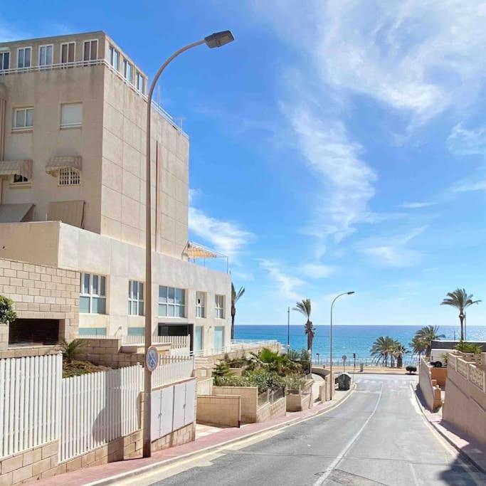 Apartamento Attic With Great Terrace Close To The Sea El Campello Exterior foto