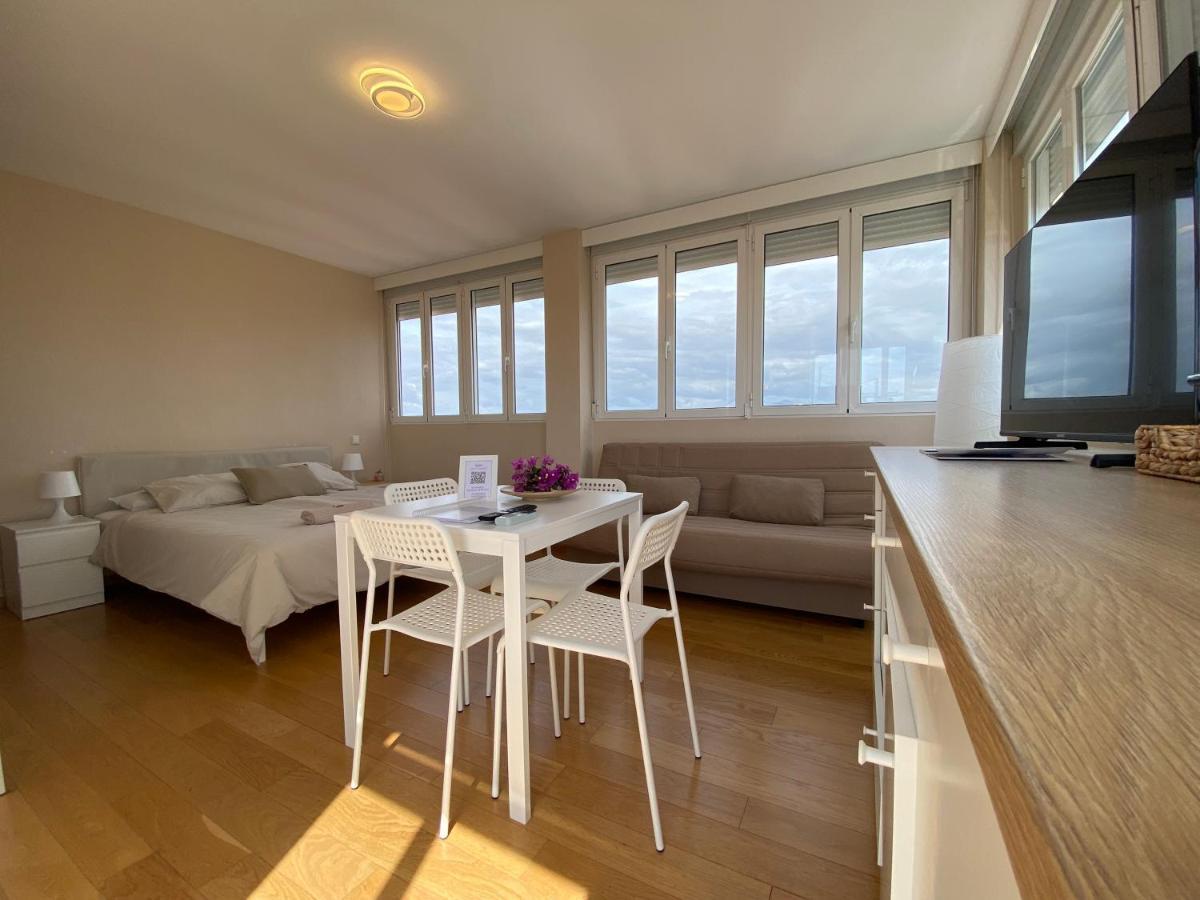 Apartamento Attic With Great Terrace Close To The Sea El Campello Exterior foto