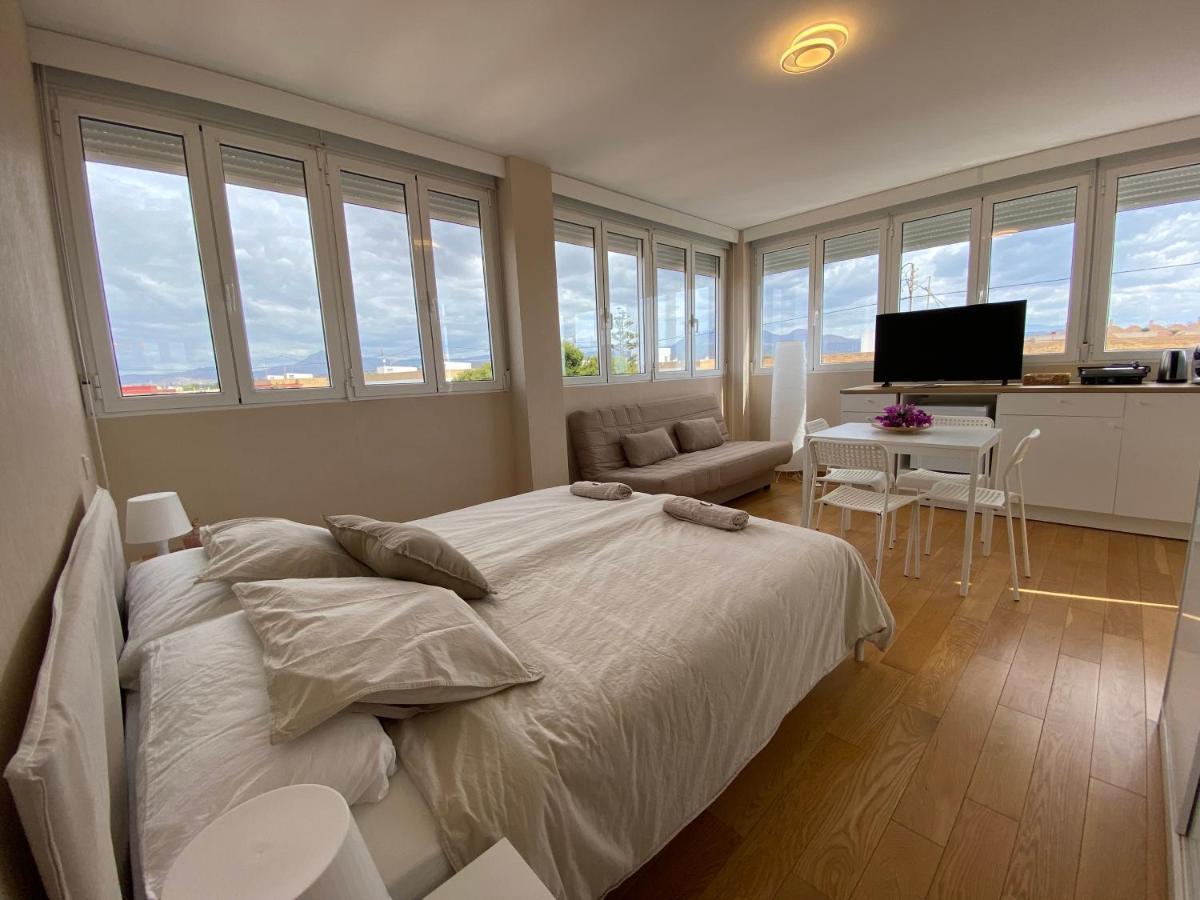 Apartamento Attic With Great Terrace Close To The Sea El Campello Exterior foto